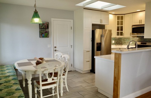 Leucadia House | Pet friendly cottage one mile from the beach