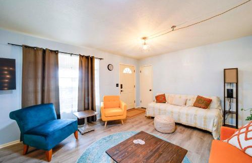 Cottonwood House | Pet-Friendly Cottonwood Home with Mountain View!