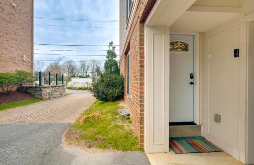 Colesville Apartment | Pet-Friendly DC Area Condo with Yard!