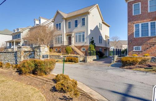 Colesville Apartment | Pet-Friendly DC Area Condo with Yard!