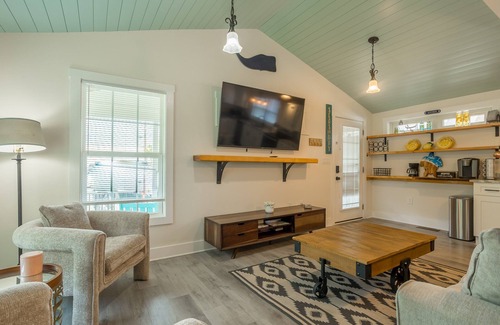 Rehoboth Beach House | Pet Friendly Easy Bike Ride to Rehoboth Recently Built Cottage w/3BR
