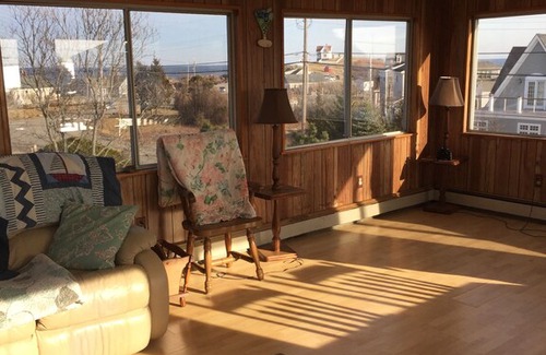 York Beach House | Pet Friendly! Enjoy fantastic water views of the Atlantic and Nubble Lighthouse!