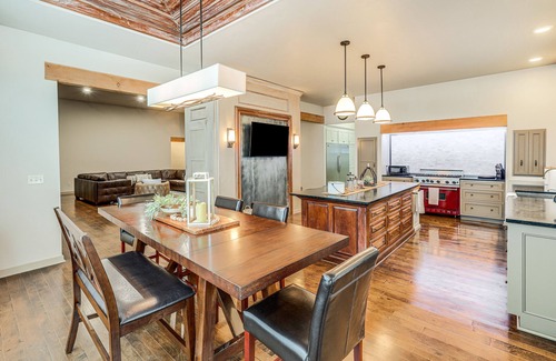 Fairfax Cabin | Pet-Friendly Fairfax Cabin Near Missouri River!