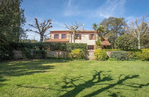 Roccastrada Villa | Pet-Friendly Finca Lucente with Mountain View, Pool, Garden & Wi-Fi