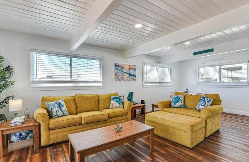Galveston House | Pet-Friendly Galveston Home Walk to Beaches!