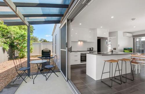Golden Beach Apartment | Pet Friendly Golden Beach Escape