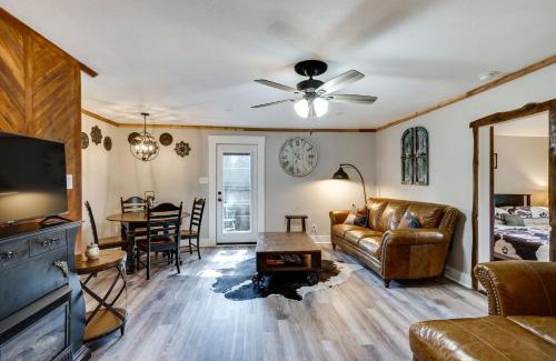 Granbury House | Pet-Friendly Granbury Home with Yard, Near Downtown!
