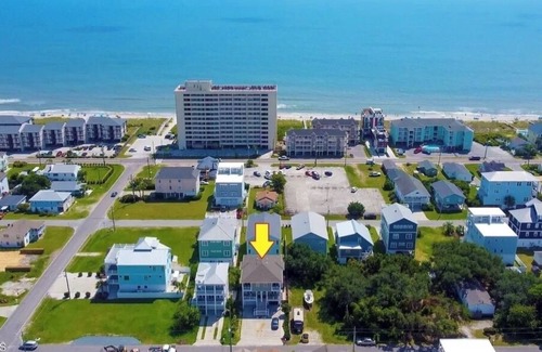 Wilmington Beach Apartment | Pet-friendly guest suite. Private fenced yard. 2 min walk to beach.