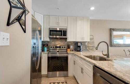 Miramar Beach Condo | Pet Friendly Gulf View Condo-Short Walk 2 Beach