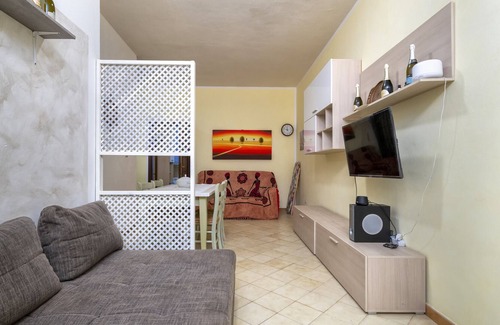 Porto Torres House | Pet-Friendly Holiday Home with Pool & Wi-Fi