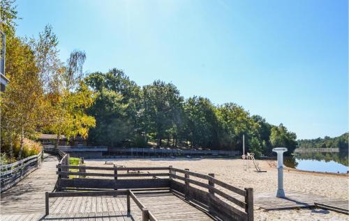 Jumilhac-le-Grand House | Pet Friendly Home In Jumilhac-Le Grand