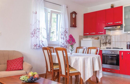Vojnic Sinjski House | Pet friendly home in Vojnic Sinjski