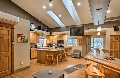 Beulah Cottage | Pet-friendly Home, 2 Mi to Crystal Lake!