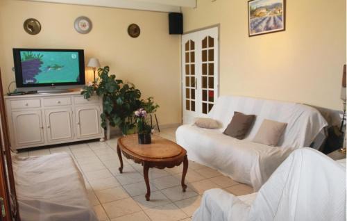 Puy-Saint-Martin House | Pet Friendly Home In Puy Saint Martin
