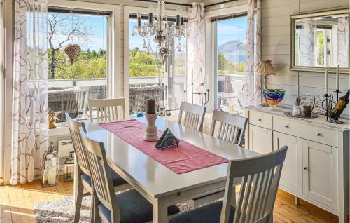 Tjeldsund House | Pet Friendly Home In Hol I Tjeldsund