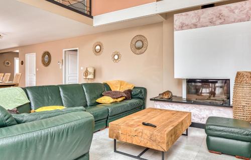 Pirou House | Pet Friendly Home In Pirou With Wifi