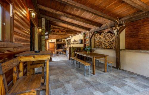 Cabar House | Pet Friendly Home In Plesce
