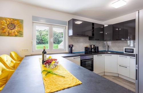 Pomer House | Pet friendly home in Pula with WiFi
