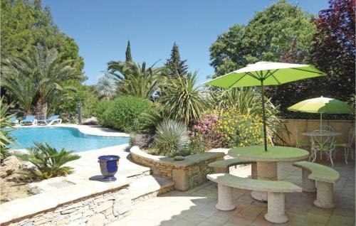Roujan House | Pet Friendly Home In Roujan