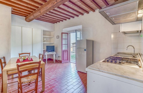 Sassetta House | Pet friendly home in Sassetta with WiFi