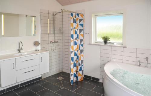 Skjern House | Pet Friendly Home In Skjern With Kitchen