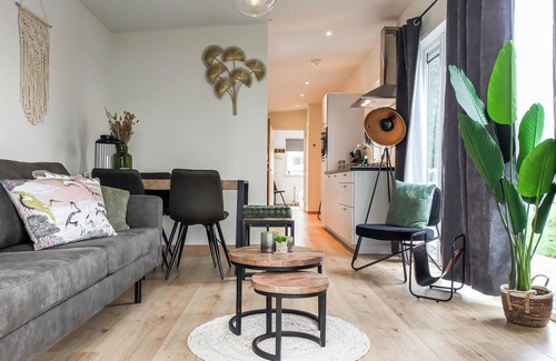 Heinkenszand House | Pet friendly home in Heinkenszand