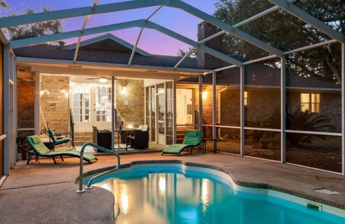 Lillian House | Pet-Friendly Home with Heated Pool-20 Min to Beach
