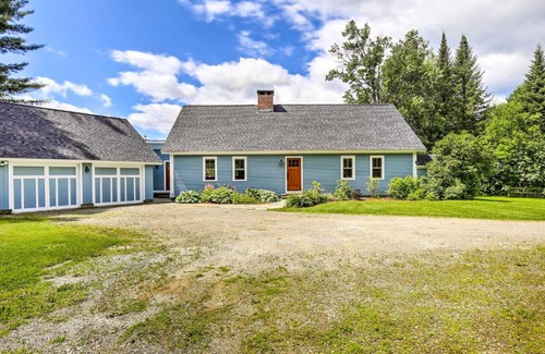Stowe House | Pet-Friendly House with Deck - 10 Mi to Stowe Mtn!