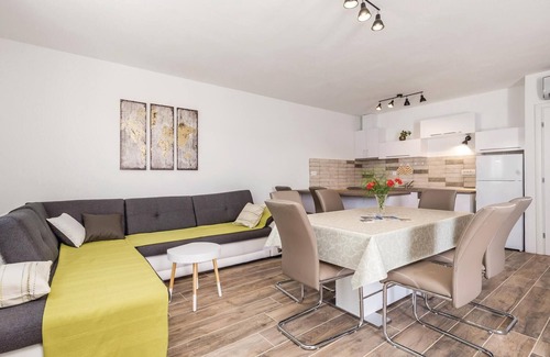 Rab Town House | Pet friendly home in Supertarska Draga
