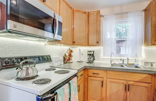 Mathias Cabin | Pet-Friendly Mathias Cabin Near Hunting & Fishing!