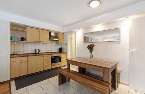 Charlottenburg-Wilmersdorf Apartment | Pet-friendly "Messe Apartment Berlin" with Garden, Terrace & Wi-Fi