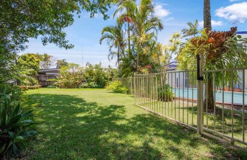 Mooloolaba House | Pet Friendly Mooloolaba- Pool