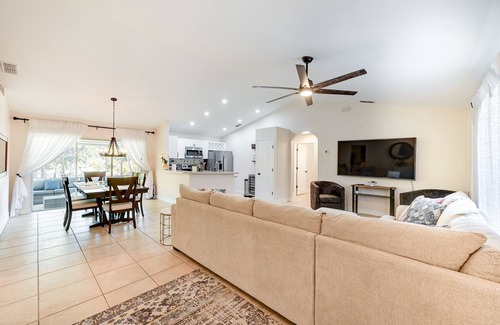 Rural Estates House | Pet-Friendly Naples Vacation Rental w/Fire Pit!