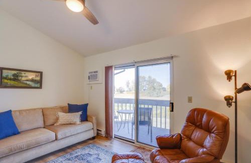 Oak Harbor Apartment | Pet-Friendly Oak Harbor Condo Walk to Lake!