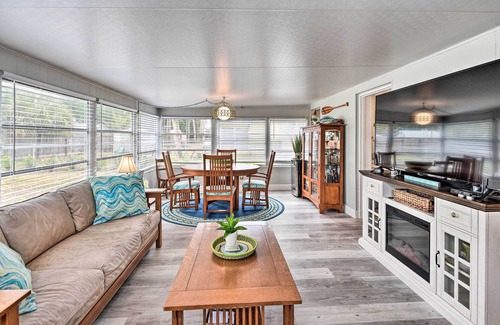 Ormond Ocean Gard House | Pet-Friendly Ormond Beach Home w/Fire Pit!