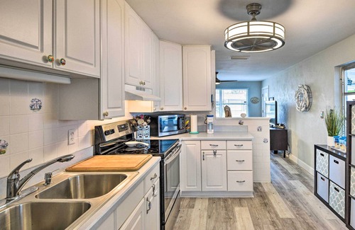 Ormond Ocean Gard House | Pet-Friendly Ormond Beach Home w/Fire Pit!