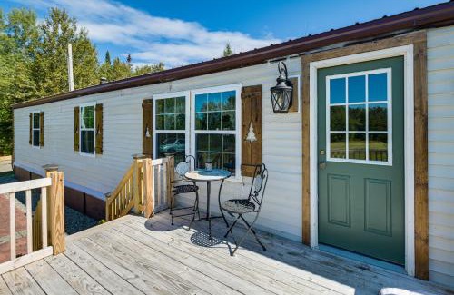 Perham House | Pet-Friendly Perham Home Fire Pit and Trail Access!
