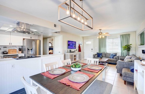 Deer Valley Cottage | Pet-friendly Phoenix Retreat w/Pool & Fire Pit!