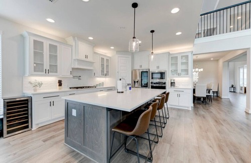 Austin House | Pet Friendly, Private Office Flexible Austin Stay