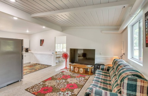 Baldwin House | Pet-Friendly Retreat: Over 3 Acres in Baldwin!