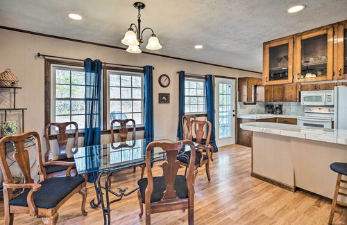 Saluda Cottage | Pet-friendly Saluda Home w/Mountain Views!