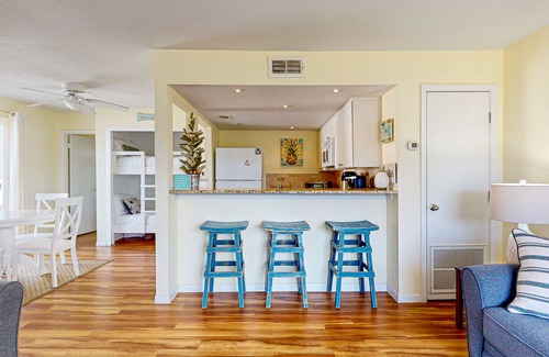 Port Aransas Condo | Pet Friendly, Second Floor Condo, Shared Pool, Grills and Boardwalk