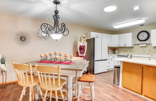 Kohler House | Pet-Friendly Sheboygan Home: 4 Mi to Lake Michigan