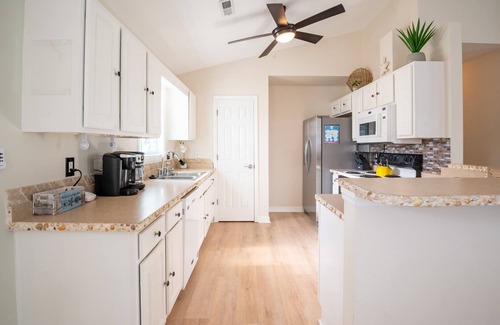 Carolina Beach House | Pet Friendly - Short walk to the beach!