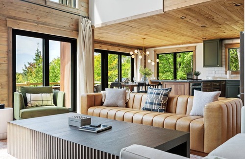 Bethel House | Pet Friendly, Ski Storage Room, Pool,Hot Tub, Sauna, Gameroom