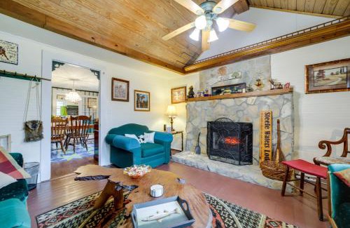 Clyde House | Pet-Friendly Smoky Mountain Getaway with Fire Pit!