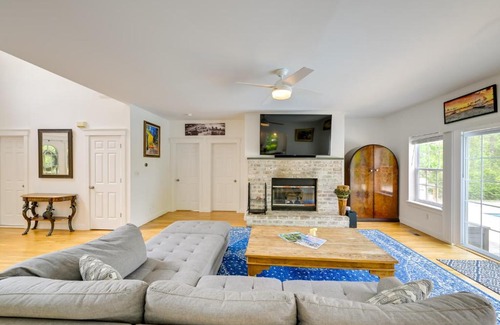 Shinnecock Hills House | Pet-Friendly Southampton Paradise with Pool!