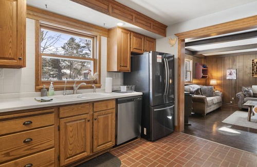 Wausau House | Pet Friendly Spacious Home near Rib Mountain, Tubing Hill, & Downtown!
