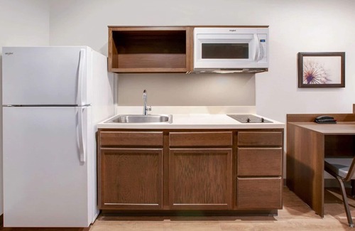 Greenbelt Hotel | Pet-Friendly Studio Close to NASA w/Easy Metro Access to Downtown DC - 2 Units
