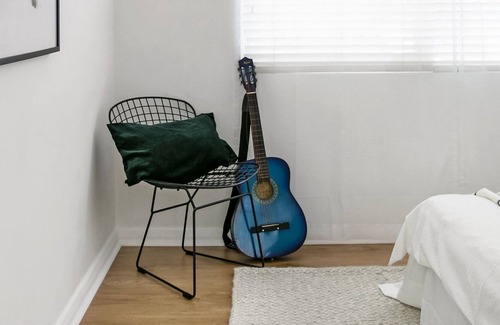 Leichhardt House | ❤️Pet Friendly Stylish Sanitised Leichhardt Centre 2Bedroom Apartment ✅🅿️➕Patio